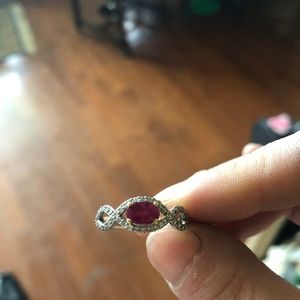Ruby white gold and diamond ring size 8